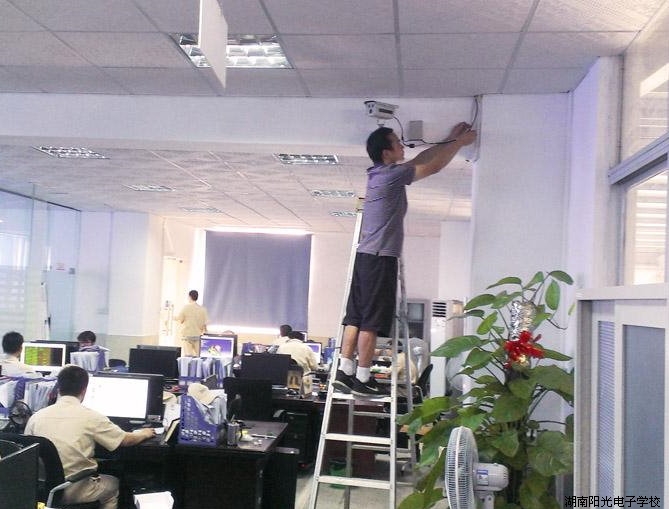 �����O(ji��n)����Ӗ(x��n)�W(xu��)У